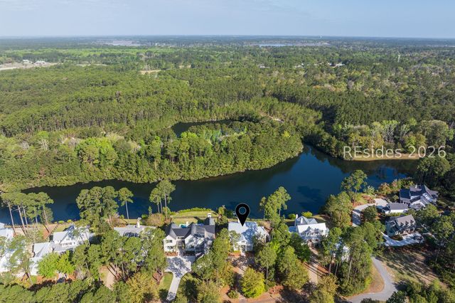 6 Game Land Rd, Bluffton, SC 29910