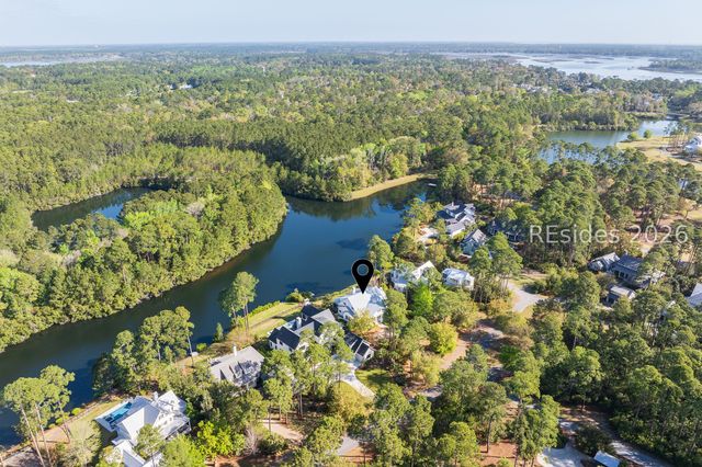 6 Game Land Rd, Bluffton, SC 29910