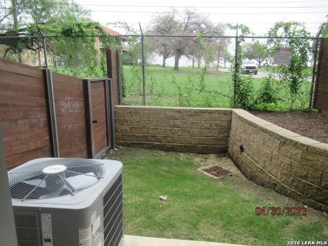102 Tendick Unit 804, San Antonio, TX 78209