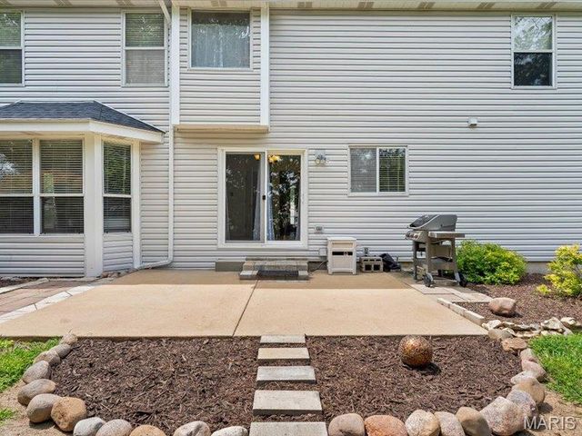 1104 Big Bend Station Drive, Manchester, MO 63088