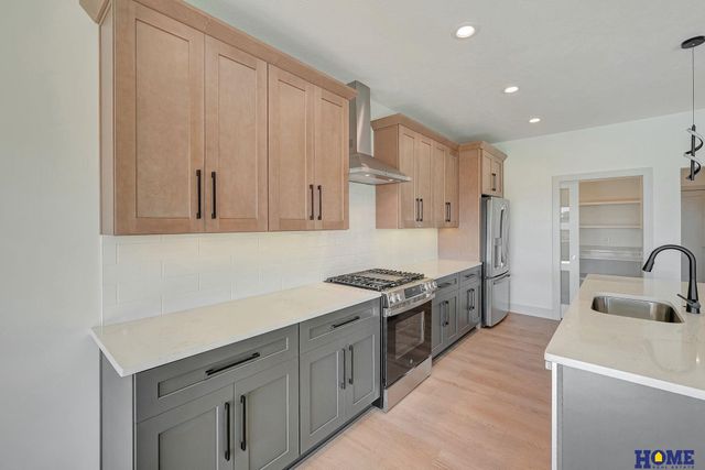 9428 S 87th Street, Lincoln, NE 68526