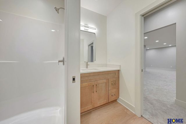 9428 S 87th Street, Lincoln, NE 68526