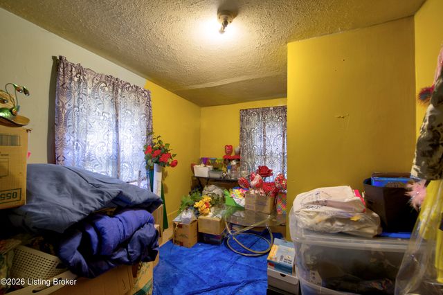 4123 Churchman Ave, Louisville, KY 40215