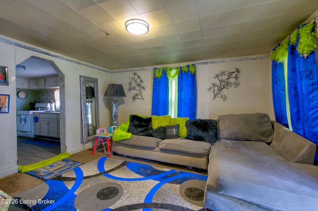 4123 Churchman Ave, Louisville, KY 40215