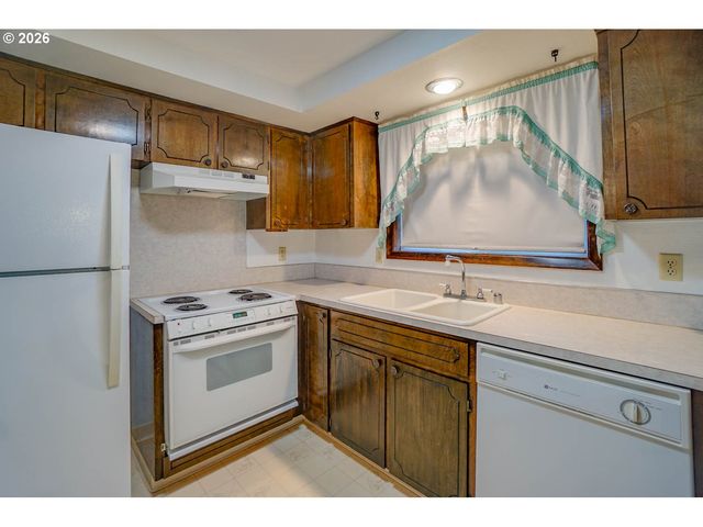 5915 Ne 47TH St, Vancouver, WA 98661