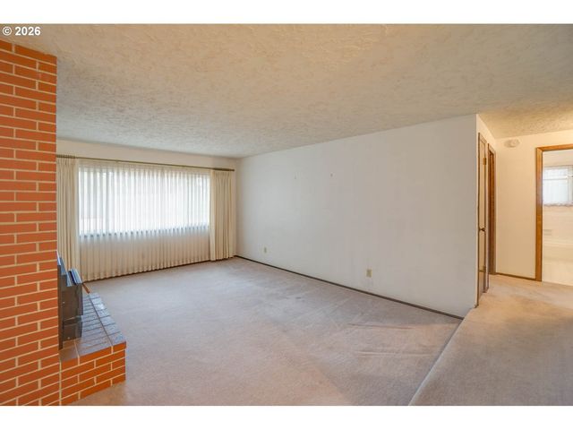 5915 Ne 47TH St, Vancouver, WA 98661