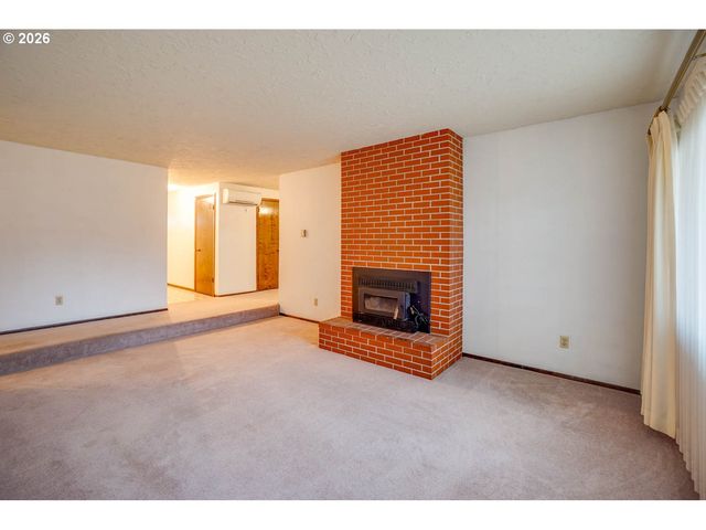 5915 Ne 47TH St, Vancouver, WA 98661