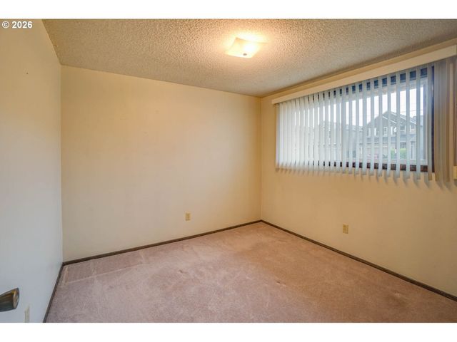 5915 Ne 47TH St, Vancouver, WA 98661