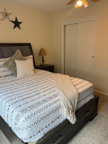 2209 Utah Street NE, Albuquerque, NM 87110