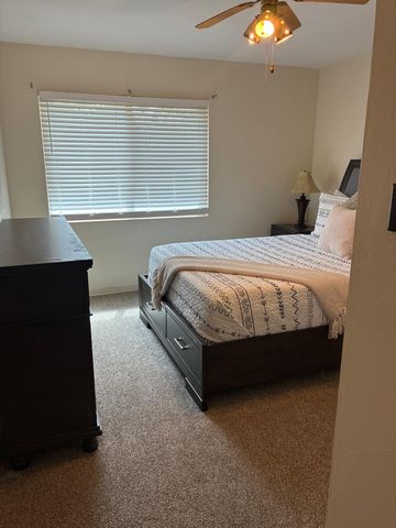 2209 Utah Street NE, Albuquerque, NM 87110