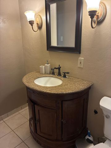 2209 Utah Street NE, Albuquerque, NM 87110