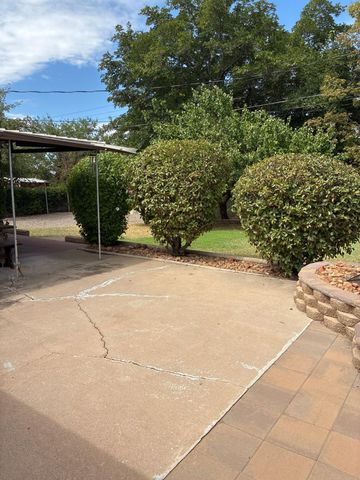 2209 Utah Street NE, Albuquerque, NM 87110