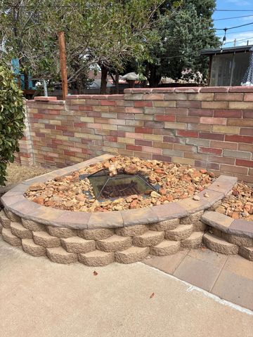 2209 Utah Street NE, Albuquerque, NM 87110