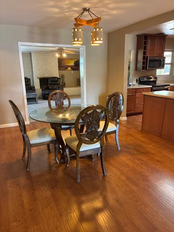 2209 Utah Street NE, Albuquerque, NM 87110