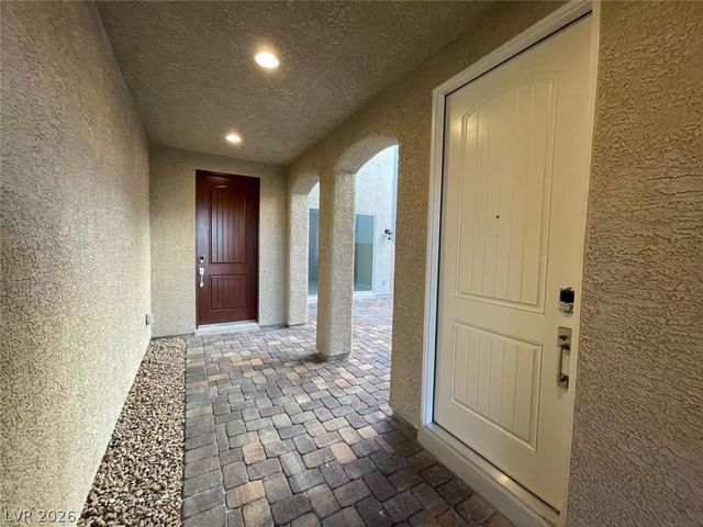 11 Rancho Maria Street, Las Vegas, NV 89148