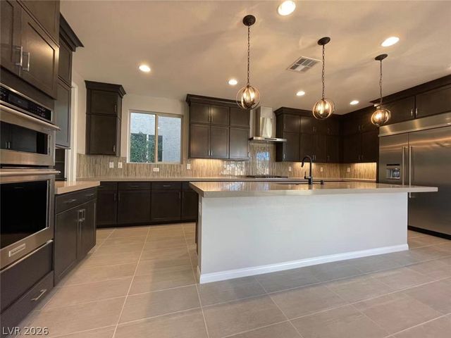 11 Rancho Maria Street, Las Vegas, NV 89148