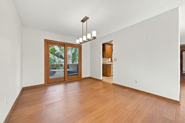 2749 Hilltop Court, North Saint Paul, MN 55109