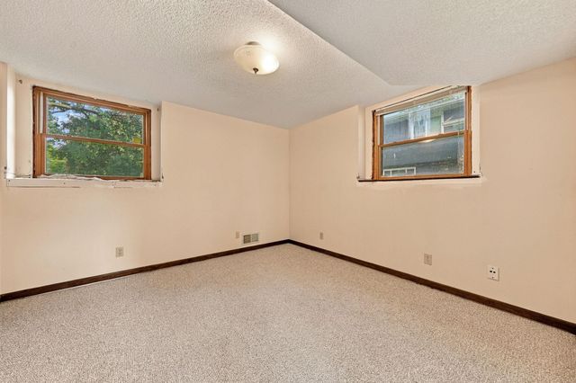 2749 Hilltop Court, North Saint Paul, MN 55109