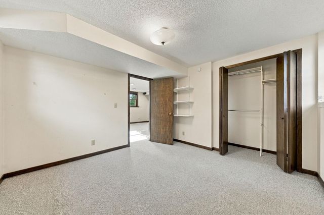 2749 Hilltop Court, North Saint Paul, MN 55109