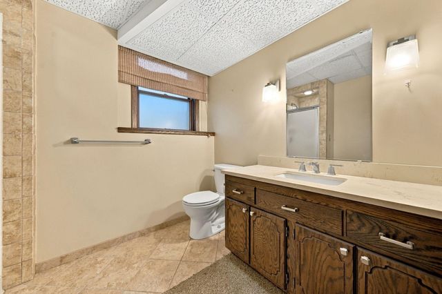 2749 Hilltop Court, North Saint Paul, MN 55109