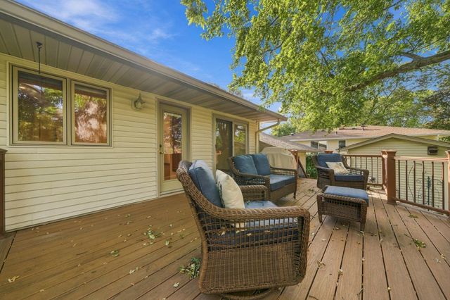 2749 Hilltop Court, North Saint Paul, MN 55109
