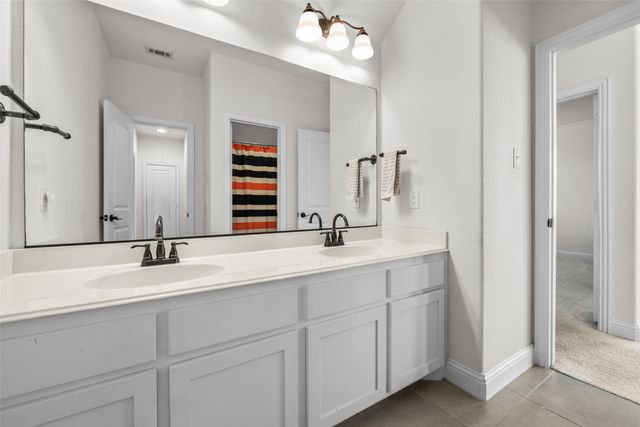 15529 Pioneer Bluff Trail, Fort Worth, TX 76262