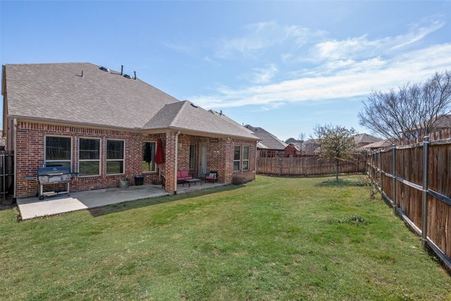 15529 Pioneer Bluff Trail, Fort Worth, TX 76262