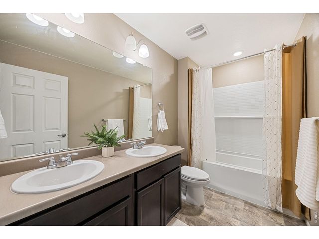 6835 Whisper Trail Ln, Wellington, CO 80549