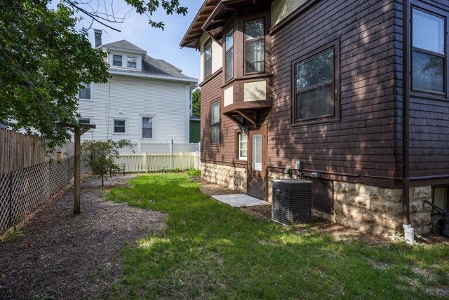 453 Central Avenue, Beloit, WI 53511