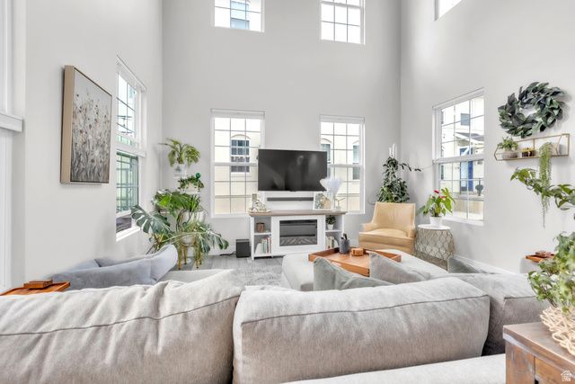 5332 W SCOUT PLANE LN, South Jordan, UT 84009