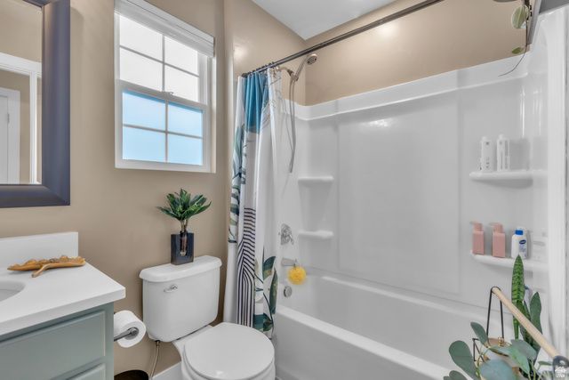 5332 W SCOUT PLANE LN, South Jordan, UT 84009