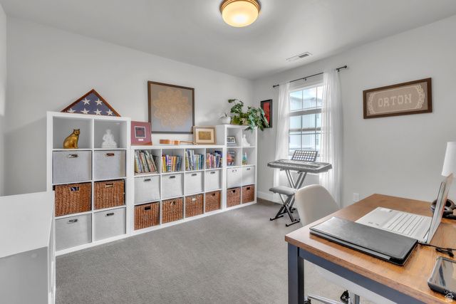 5332 W SCOUT PLANE LN, South Jordan, UT 84009