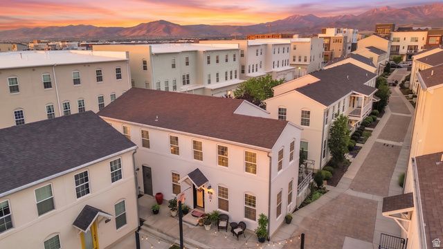 5332 W SCOUT PLANE LN, South Jordan, UT 84009