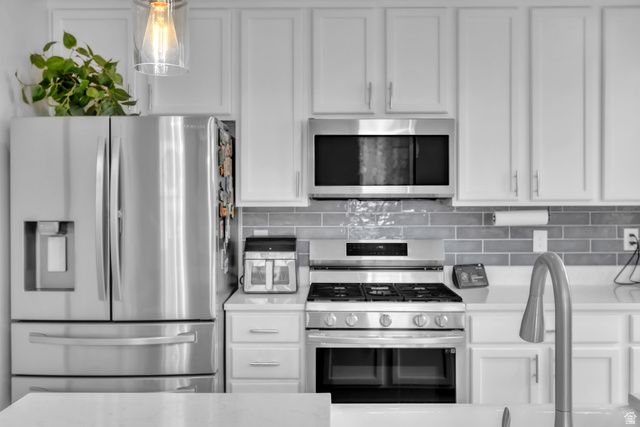 5332 W SCOUT PLANE LN, South Jordan, UT 84009