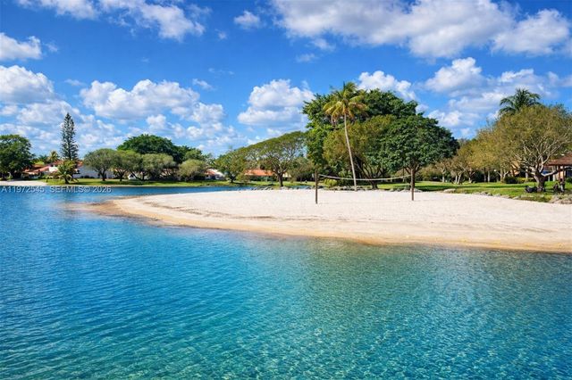 15285 SW 107th Ln 201, Miami, FL 33196