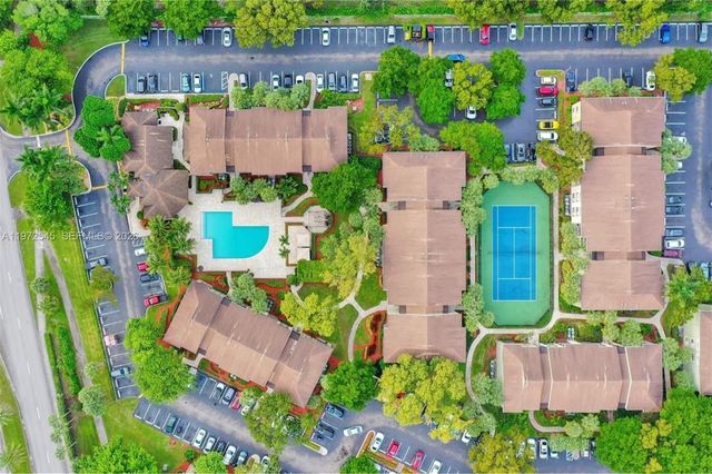 15285 SW 107th Ln 201, Miami, FL 33196