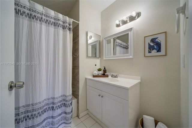 15285 SW 107th Ln 201, Miami, FL 33196