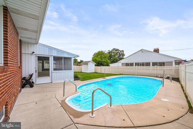 720 MCCOSH ST, Hanover, PA 17331