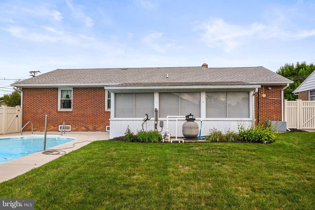 720 MCCOSH ST, Hanover, PA 17331