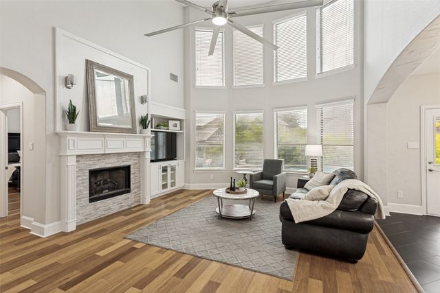 9629 Ben Hogan Lane, Fort Worth, TX 76244
