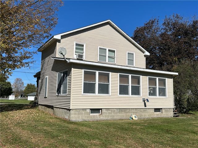 12 School Street, Sherburne, NY 13460