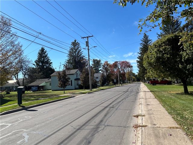 12 School Street, Sherburne, NY 13460