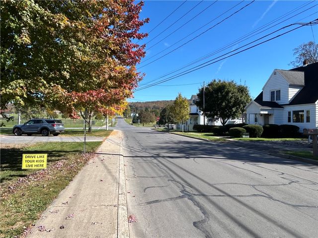 12 School Street, Sherburne, NY 13460