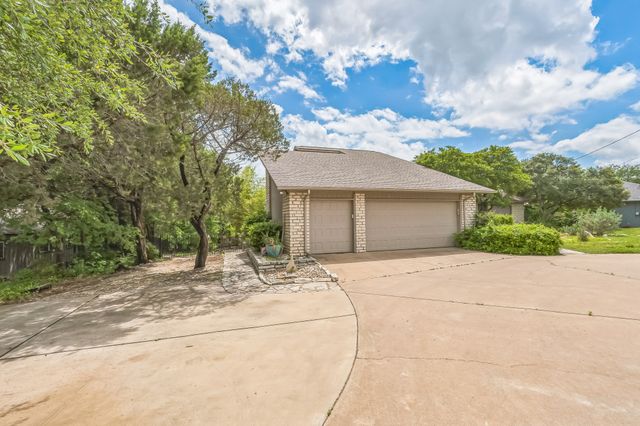 4315 Fairway Drive, De Cordova, TX 76049