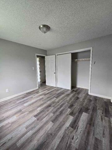 109 E Joy Street, Harrisonville, MO 64701