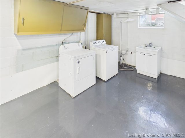 311 Knobloch Avenue, Jeffersonville, IN 47130