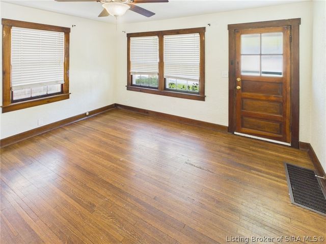 311 Knobloch Avenue, Jeffersonville, IN 47130