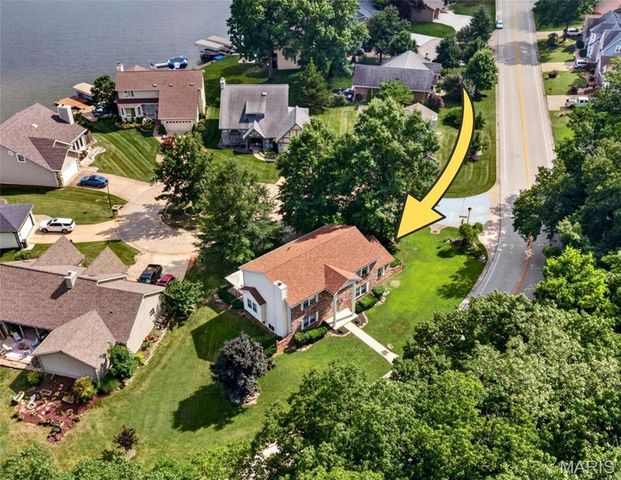 110 Antoinette Terrace, Lake St Louis, MO 63367