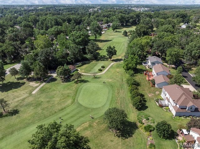 110 Antoinette Terrace, Lake St Louis, MO 63367
