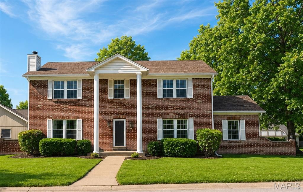 110 Antoinette Terrace, Lake St Louis, MO 63367